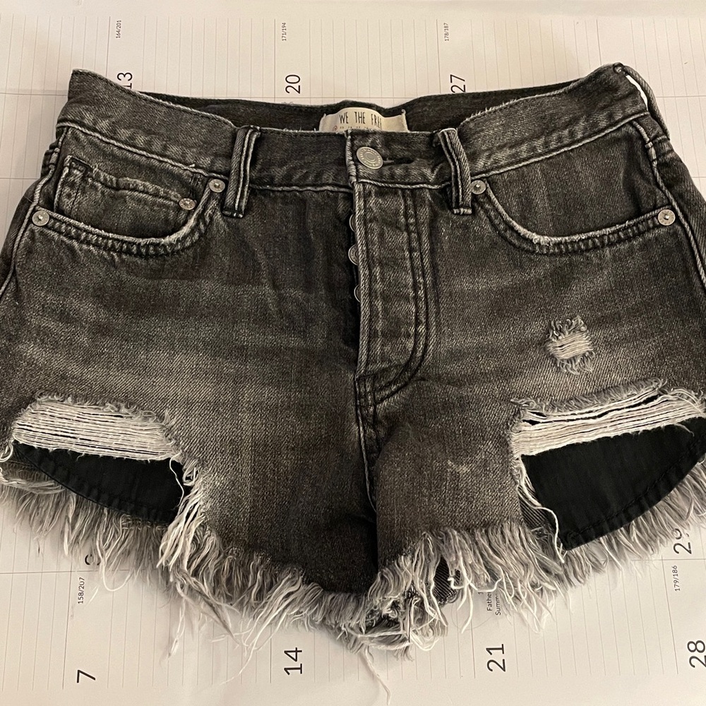 Free People Loving Good Vibrations Shorts We The Free Mid Rise Coastal Beach